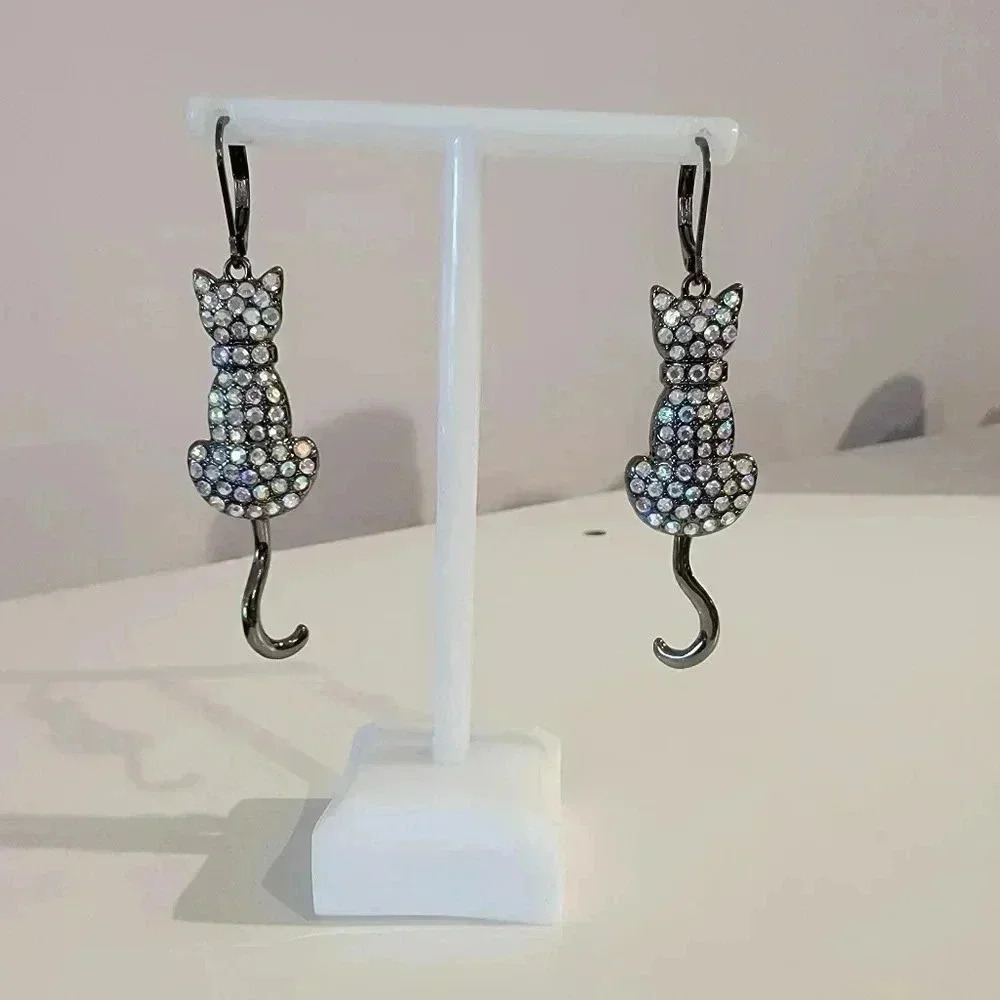 New Black Rhinestone Cat Earrings